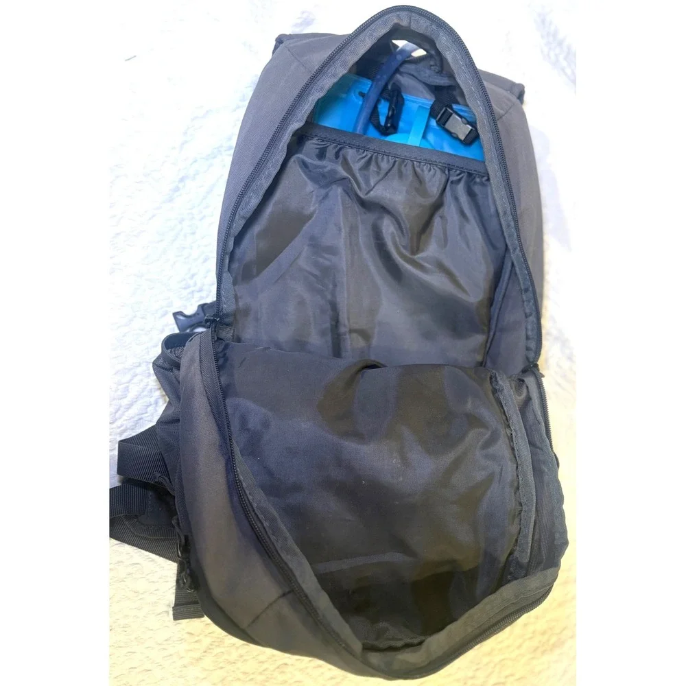 Quest Hydration Backpack Gray Hiking Daypack with Water Reservoir Bladder